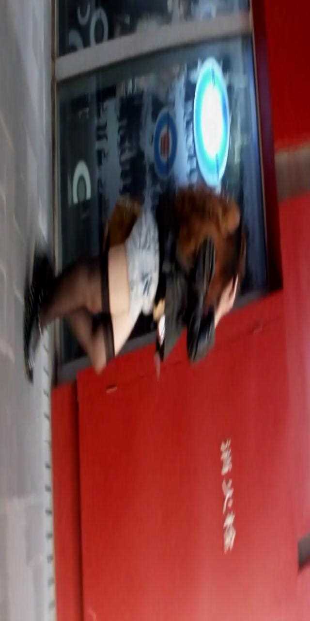 街拍高跟黑丝性感OL-01